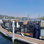 Floating Experience Black Pearl, Maggiore *