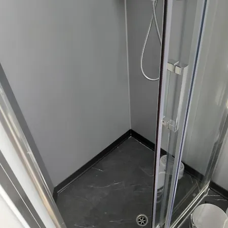 Hotel na wodzie Floating Experience Black Pearl, Maggiore Dormelletto