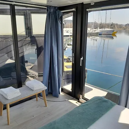 Bådhotel Floating Experience Black Pearl, Maggiore *