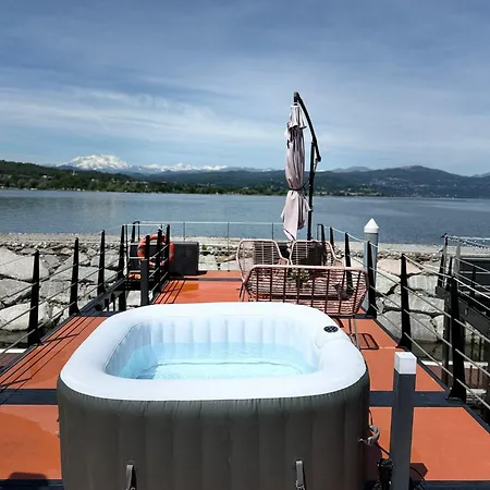 Floating Experience Black Pearl, Maggiore بوتيل دورميلّيتّو