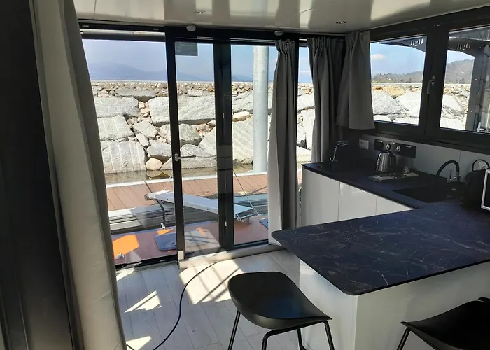 Floating Experience Black Pearl, Maggiore Tekne Dormelletto